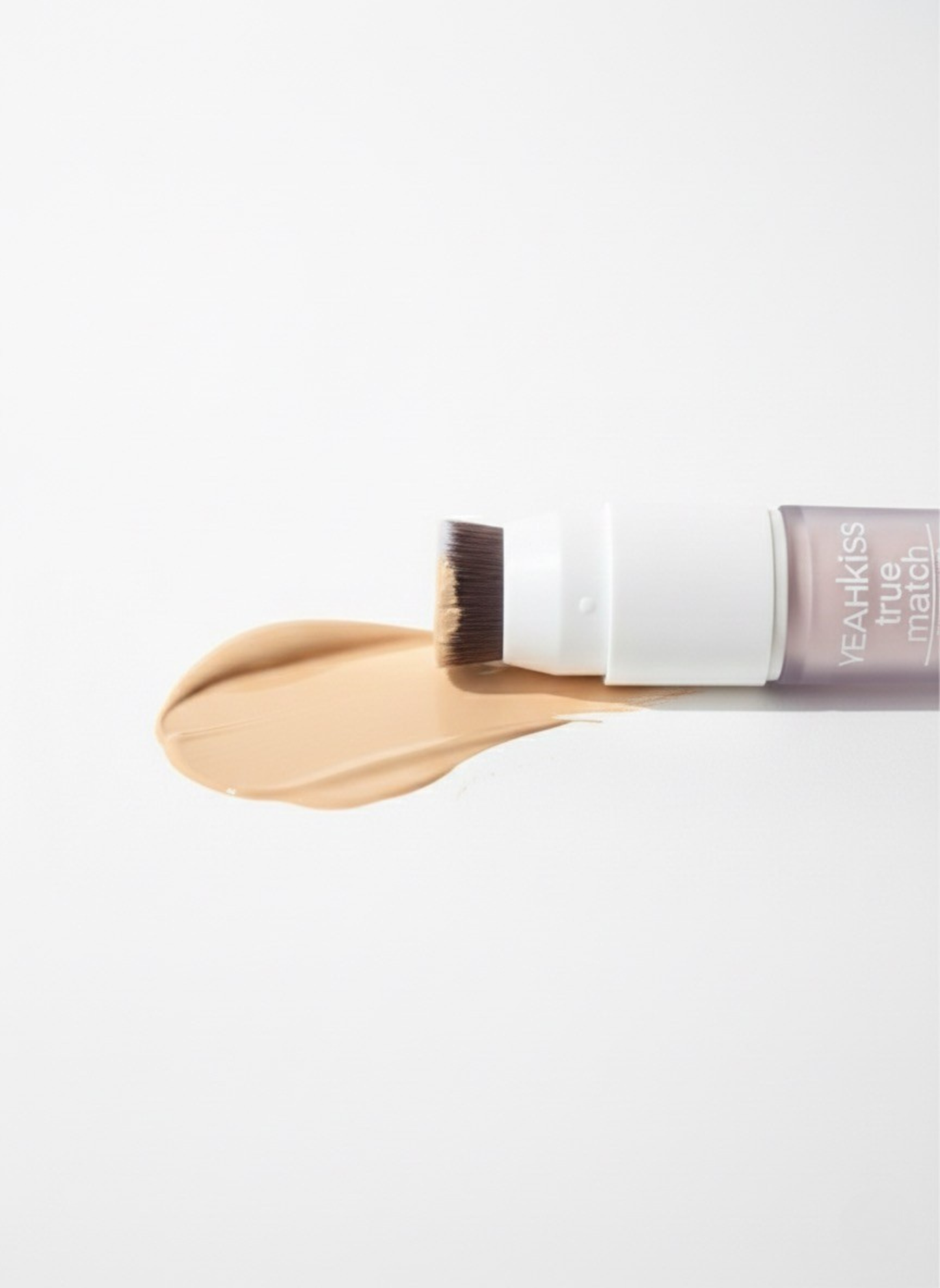 True Match Fırçalı Concealer